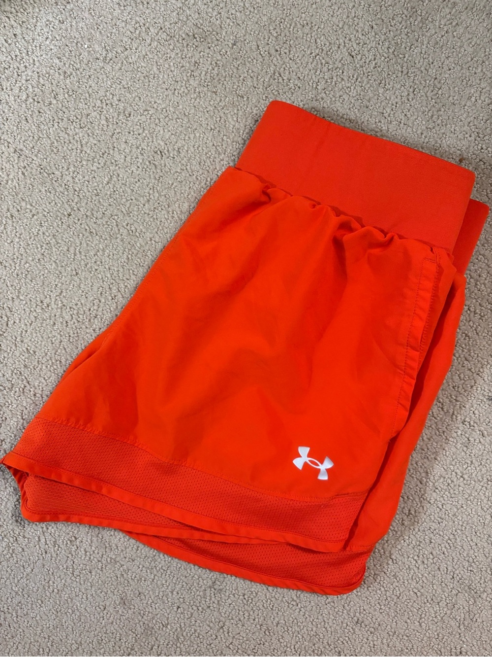 Under Armour Vibrant Orange Training Shorts Size M
